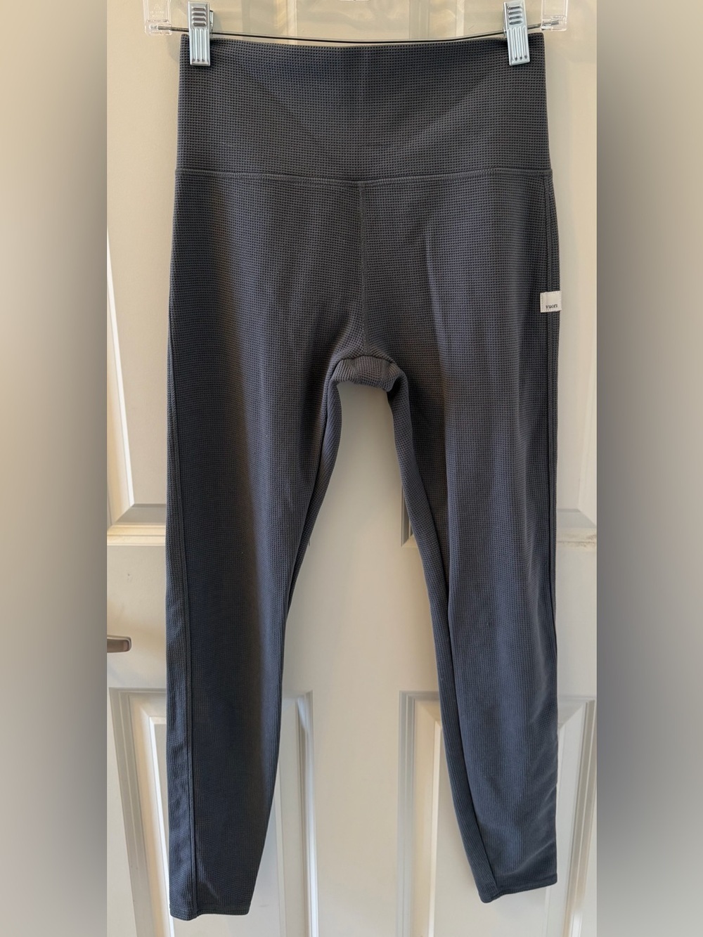 Vuori Women’s Bayview Thermal Legging in Charcoal Gray, Size S